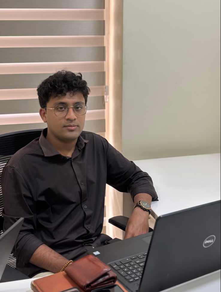 CEO Tejas